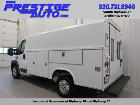 Used 2016 RAM ProMaster 2500 w/ Premium Appearance Group FWD image 2
