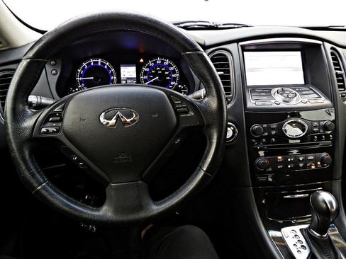 Used 2017 INFINITI QX50 AWD image 17