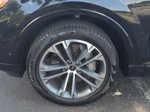 Used 2025 Audi Q7 2.0T Premium AWD/4WD image 30