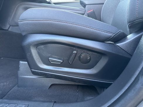 Used 2025 Ford Explorer Active image 15