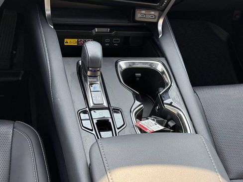 Used 2024 Lexus RX 350 w/ Convenience Package AWD/4WD image 19