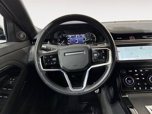 Used 2022 Land Rover Range Rover Evoque R-Dynamic S image 12