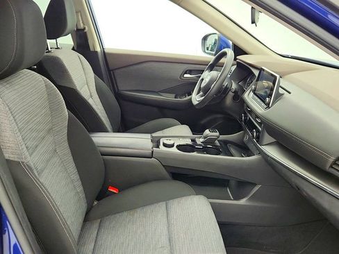 Used 2023 Nissan Rogue SV image 23