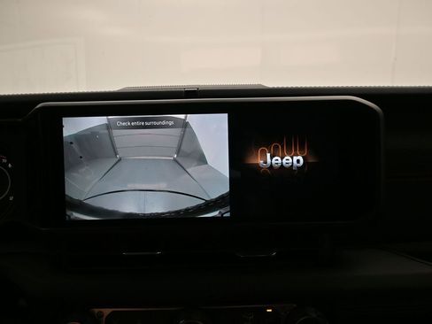 New 2026 Jeep Wrangler Unlimited Rubicon AWD/4WD image 17