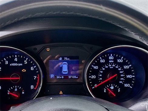 Used 2020 Kia Sedona EX image 12