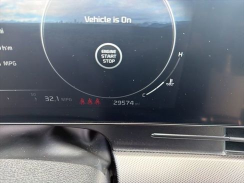 Used 2024 Kia Sportage SX image 7