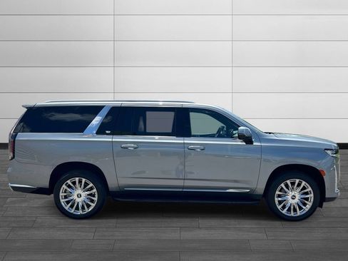 Certified 2023 Cadillac Escalade ESV Premium Luxury AWD/4WD image 6