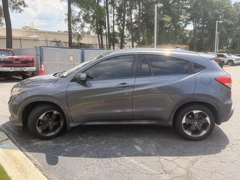 Used 2018 Honda HR-V EX-L image 9