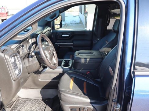 Used 2021 GMC Sierra 2500 AT4 w/ Snow Plow Prep/Camper Package image 9