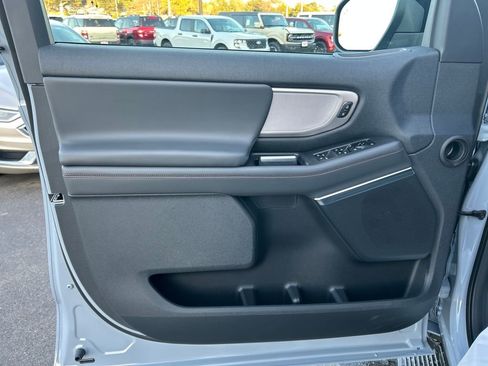 New 2025 Ford Expedition Active image 24