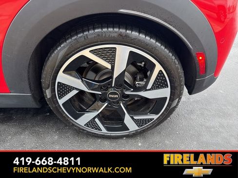 Used 2025 MINI Cooper S image 18