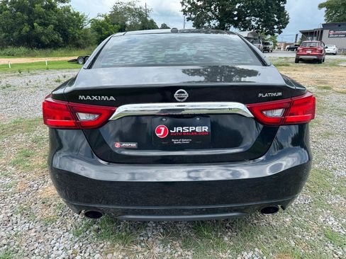 Used 2016 Nissan Maxima Platinum w/ Interior Lighting Package FWD image 4