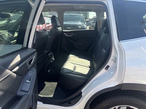 Used 2021 Subaru Forester Touring image 14