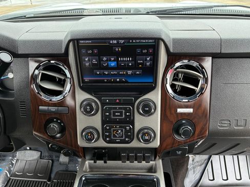 Used 2016 Ford F350 Lariat w/ Lariat Interior Package AWD/4WD image 24