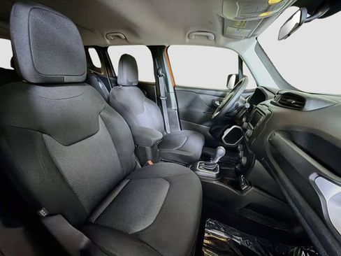 Used 2020 Jeep Renegade Sport FWD image 27