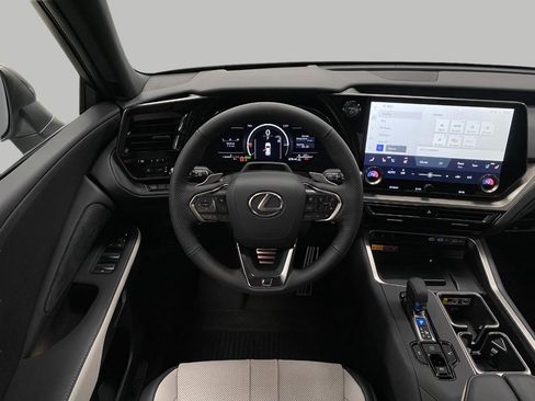 New 2026 Lexus TX 500h AWD image 47