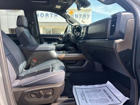 Used 2025 Chevrolet Silverado 3500 High Country w/ High Country Premium Package AWD/4WD image 24