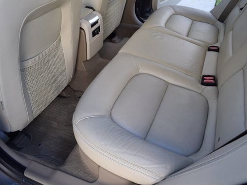 Used 2011 Volvo XC70 3.2 w/ Premium Pkg image 43