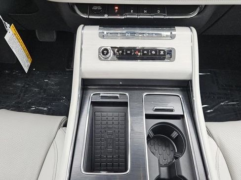 New 2026 Lincoln Aviator Reserve w/ Luxury Package image 11