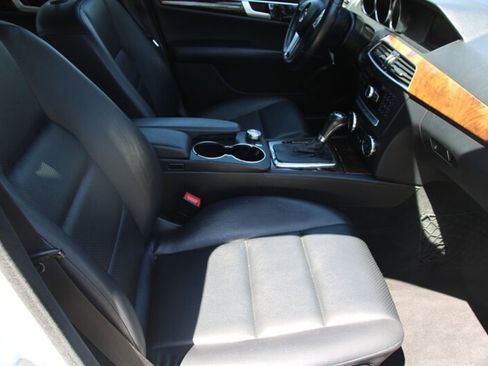 Used 2013 Mercedes-Benz C 300 4MATIC Sedan image 14