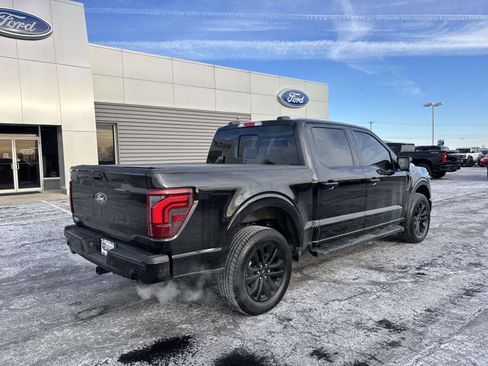 Used 2025 Ford F150 Lariat w/ Equipment Group 501A Mid image 9