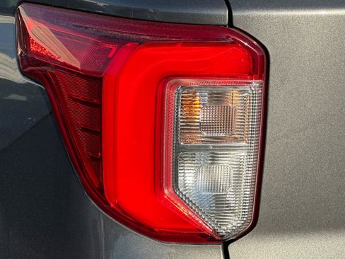 Used 2022 Ford Explorer XLT w/ Class IV Trailer Tow Package image 14