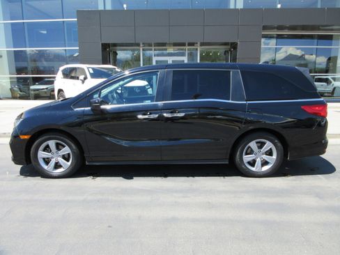 Used 2020 Honda Odyssey EX-L image 3