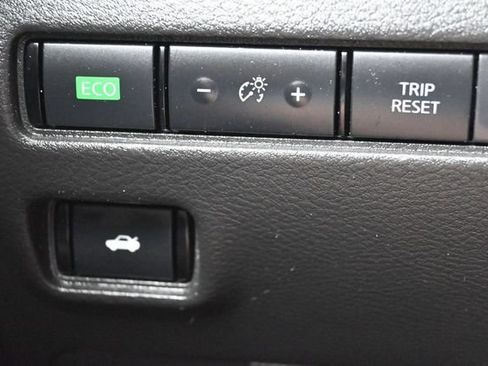 Used 2025 Nissan Sentra S FWD image 21