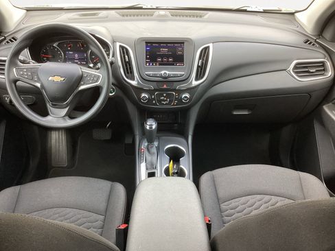 Used 2021 Chevrolet Equinox LT image 4