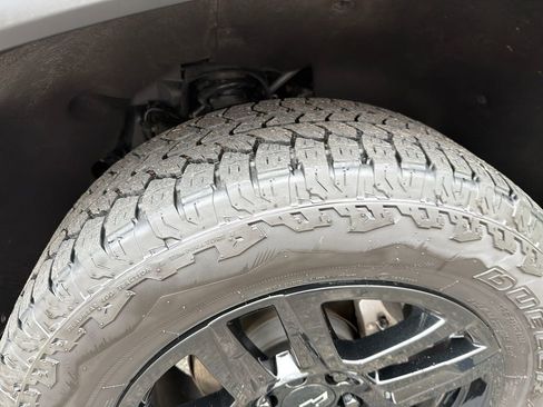 Used 2025 Chevrolet Colorado Trail Boss image 29