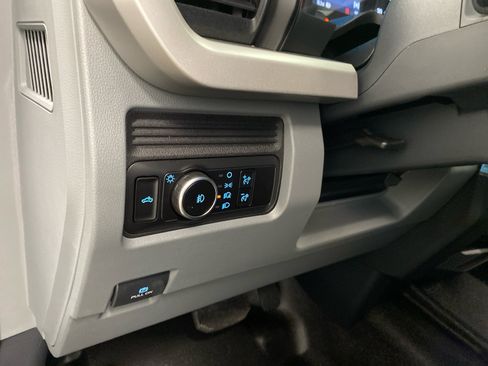 New 2026 Ford F250 XL w/ XL Driver Assist Package AWD/4WD image 17