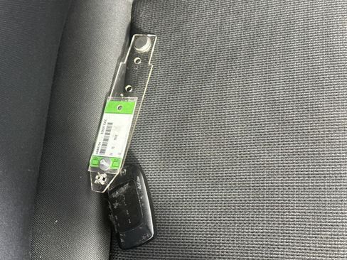 Used 2024 Toyota Prius LE image 33