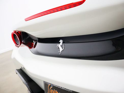 Used 2020 Ferrari 488 Pista Spider RWD image 90
