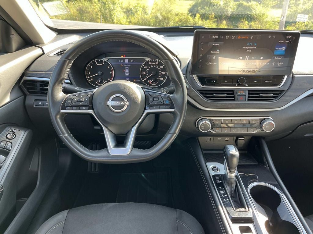 Used 2024 Nissan Altima 2.5 SV w/ SV Premium Package FWD image 10