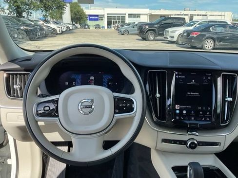 Certified 2023 Volvo XC60 B5 Plus w/ Protection Package AWD/4WD image 18
