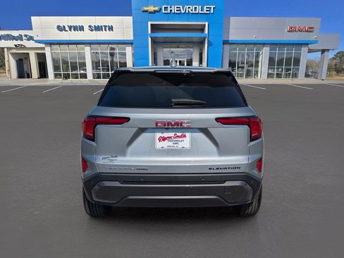 Used 2025 GMC Terrain Elevation image 9