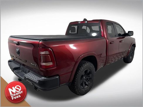 Used 2019 RAM 1500 Laramie AWD/4WD image 3