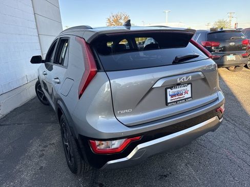 New 2025 Kia Niro SX image 15