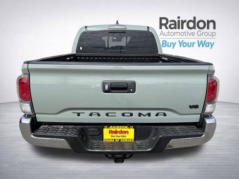 Used 2023 Toyota Tacoma TRD Off-Road w/ Black Out Package (TMS) AWD/4WD image 8