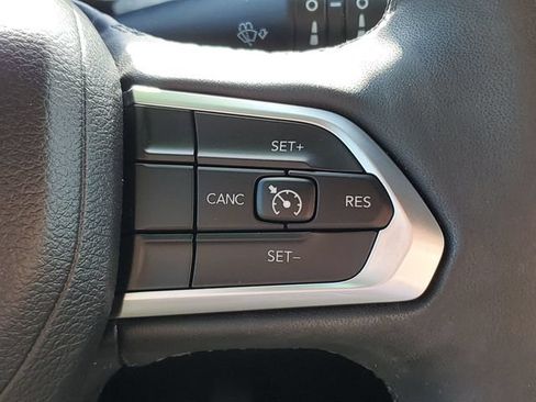 Used 2023 Jeep Compass Latitude w/ Convenience Group AWD/4WD image 14