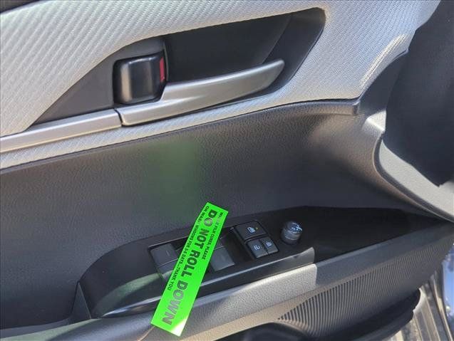 Used 2026 Toyota Camry SE FWD image 11