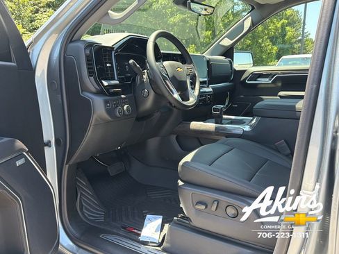 New 2026 Chevrolet Silverado 1500 LTZ w/ Technology Package AWD/4WD image 12