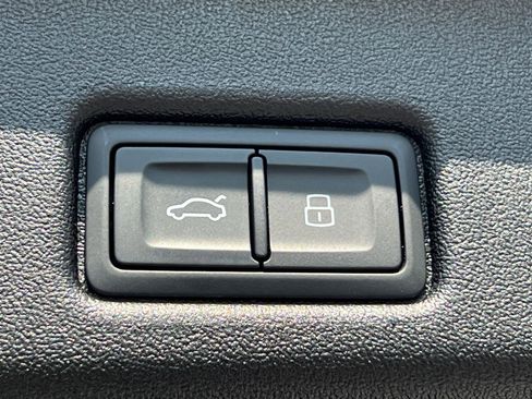 New 2025 Audi Q5 Premium Plus image 13