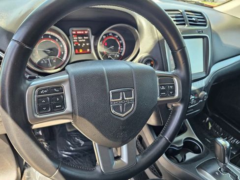 Used 2020 Dodge Journey Crossroad FWD image 28