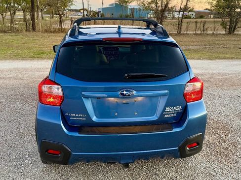 Used 2016 Subaru Crosstrek 2.0i Limited w/ Popular Package #2 image 9