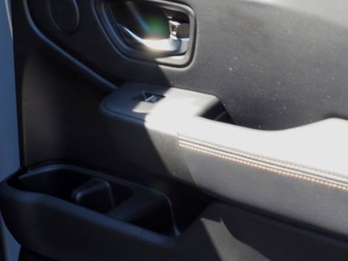 Used 2025 Honda Pilot TrailSport image 30