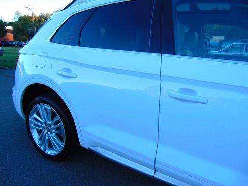 Used 2018 Audi Q5 2.0T Premium Plus w/ Premium Plus Package image 41