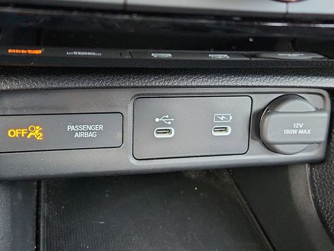 Used 2025 Honda Civic Sport image 20