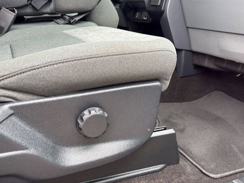 Used 2023 Ford F150 XLT RWD image 24