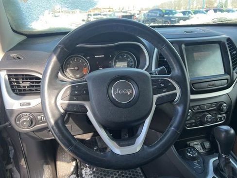 Used 2014 Jeep Cherokee Trailhawk w/ Comfort/Convenience Group image 15